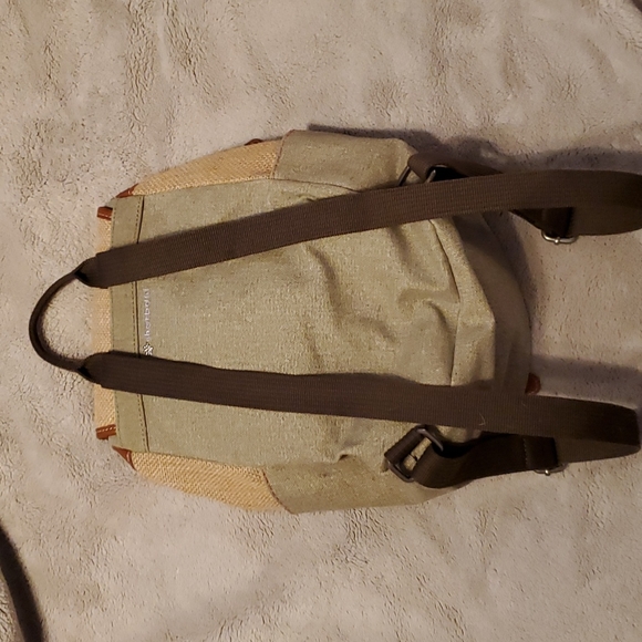 NWOT Sherpani canvas and burlap backpack - Picture 8 of 10